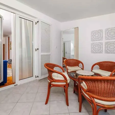 Apartman In 51788 Selce