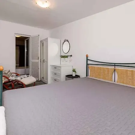 In 51788 Apartman *