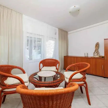 Apartman In 51788