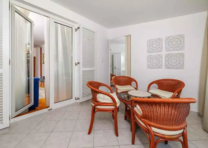 Apartman In 51788 Selce